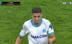 بالفيديو: لقطة تاريخية تحدث مع المغربي امين حارث مع جماهير فريقه مارسيليا في الدوري الأوروبي