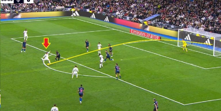 بالفيديو: هدف لوكا مودريتش العالمي في مرمى اشبيلية ورد فعل سيرخيو راموس