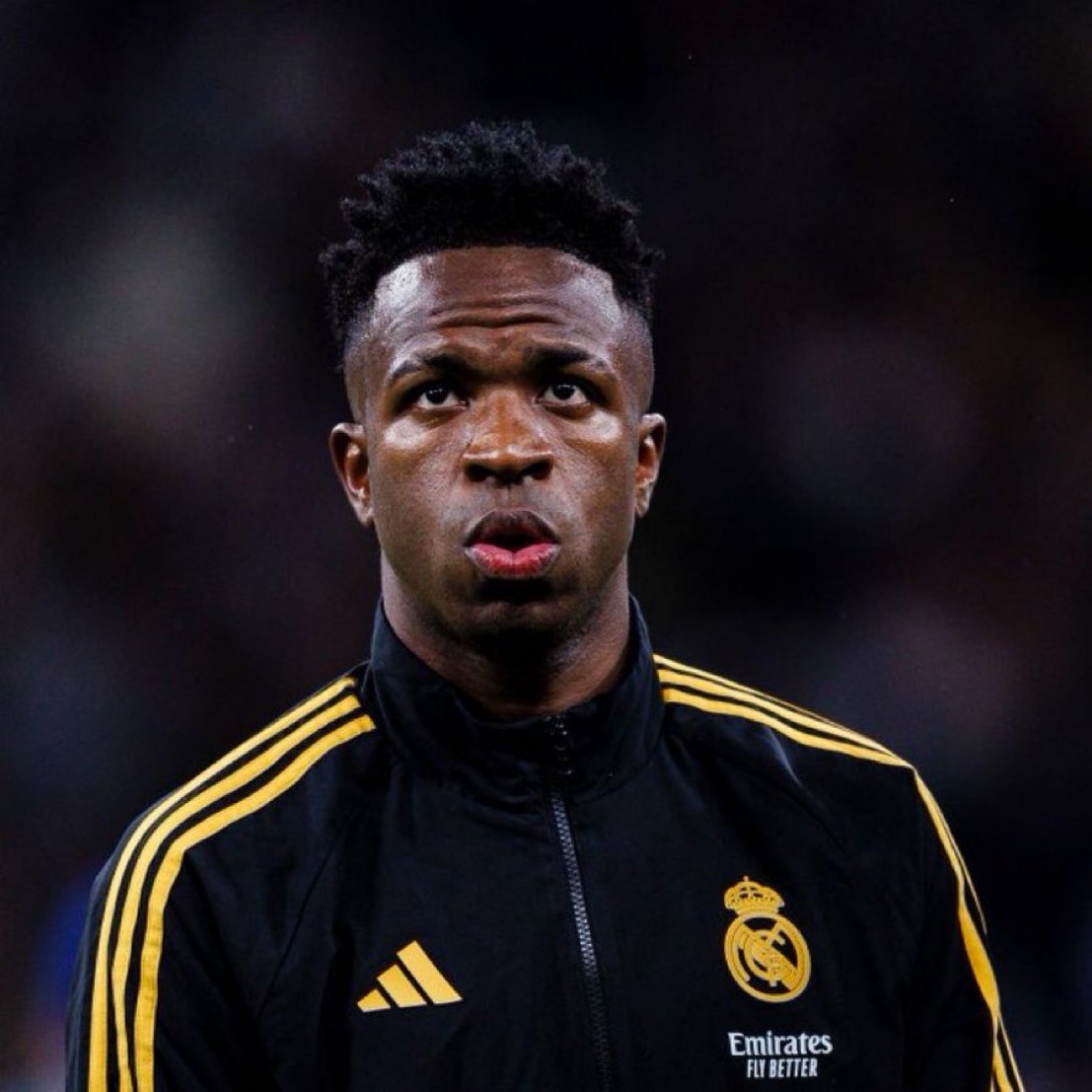 فينيسيوس جونيور يحسم صفقة مدوية لـ ريال مدريد فى الصيف!!