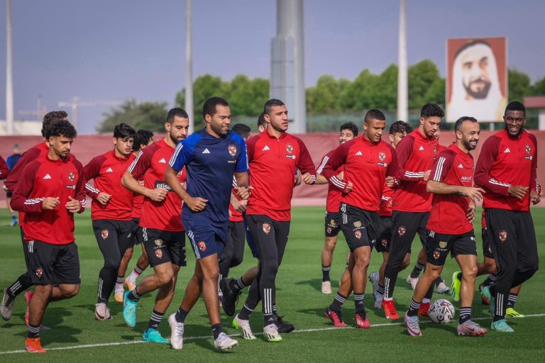 حقيقة تعاقد الأهلى مع عبد الحميد صبيرى ورفض كولر لـ صفقة عمر فرج واسم المهاجم الجديد الذى يرصد الأهلى التعاقد معه وموعد عودة على معلول وصفقة الزمالك الجديدة ثير التساؤلات داخل الأهلى