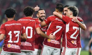 الأهلى يوجه طلب عاجل لبيرسى تاو وبيراميدز يصددم اللاعب ورد مفاجىء من على معلول على العرض القطرى وحقيقة رحيل كولر إلى السعودية