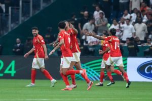 كولر يستقر على حارس مرمى الأهلى فى مواجهة العين وتطور غير متوقع فى قضية ثلاثى الزمالك وصددمة مدوية بشأن رحيل على معلول فى يناير