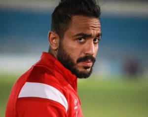 نجم الأهلى مستاء من تعامل الأهلى مع كهربا ومحمد رمضان يهـ.ـدد اللاعب بطرده من معسكر الفريق وكولر يستقر على حارس الأهلى الأساسى فى السوبر وصفقة بديل كهربا تقترب من الأهلى
