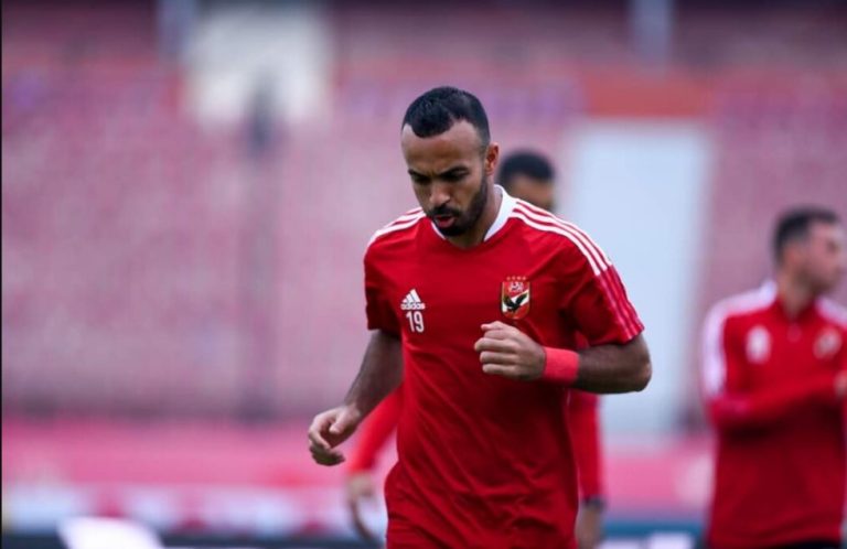 كولر يفاجىء إمام عاشور بهذا القرار وأفشة يصددم نجم الأهلى ويطالب بإستبعاده من السفر إلى قطر ووجهة مفاجئة لبيرسى تاو بعد اقتراب رحيله عن الأهلى