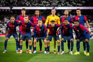 نجم برشلونة يصددم فليك ويغيب عن ديربى كتالونيا أمام إسبانيول!