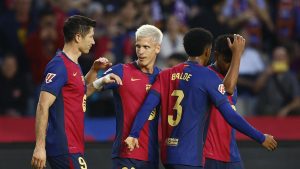 نجم برشلونة يقترب من الرحيل بسبب هانسي فليك!