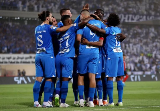 نجم الهلال السعودى يقرر الرحيل وبرشلونة يرغب فى التعاقد معه