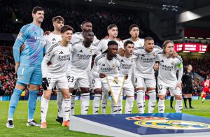 أنشيلوتي يشعر بخيبة أمل شديدة بسبب أداء لاعب ريال مدريد أمام ليفربول: سيكون على مقاعد البدلاء أمام خيتافي