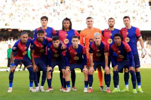 نجم برشلونة يشـ.ـعل الأجواء في كتالونيا ويقرر الرحيل عن الفريق بسبب هانسي فليك!