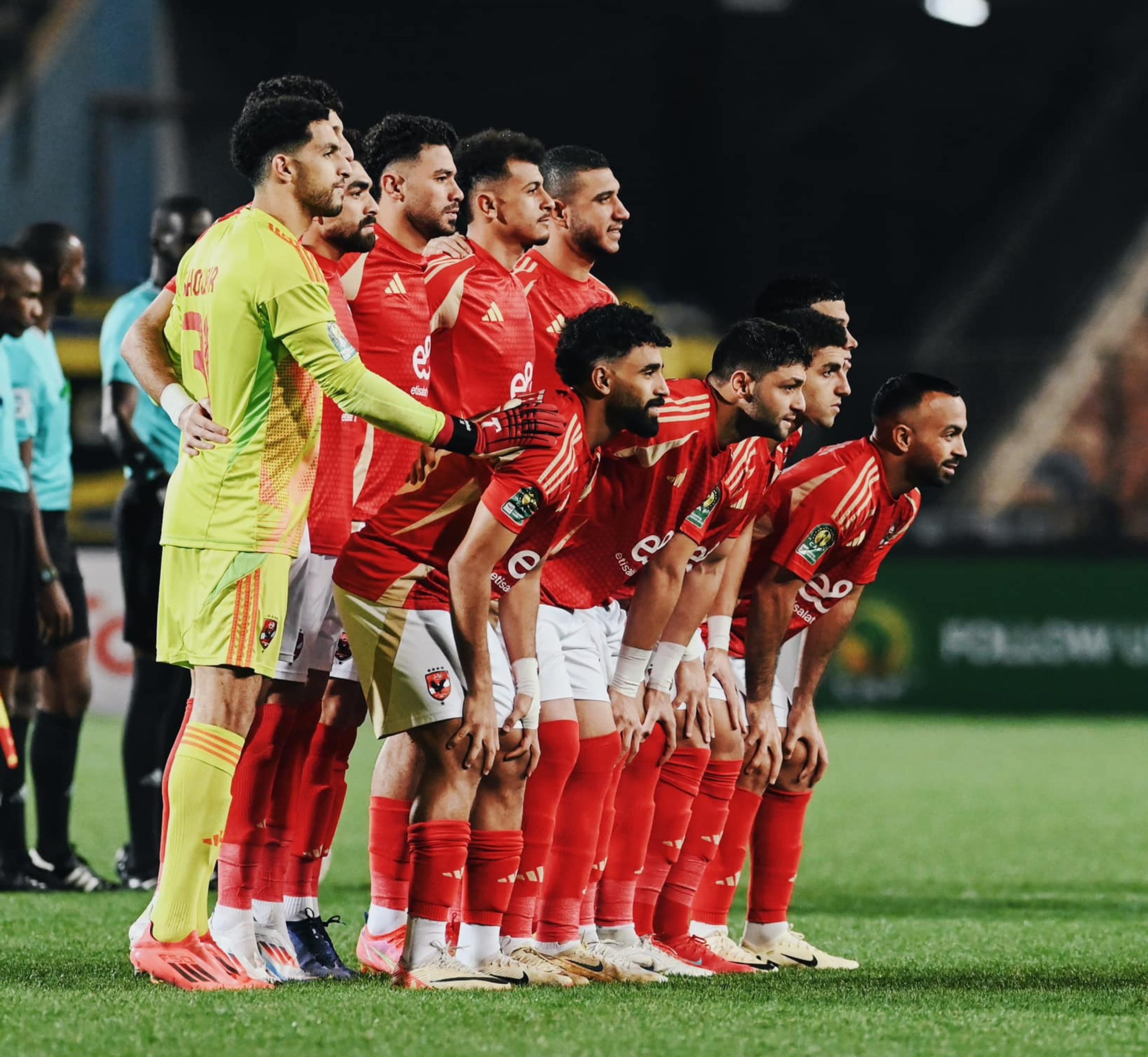 نجم الأهلي يفجـ.ـر براكـ.ـين الغضب ضد كولر وخطوة مفاجئة من بغداد بونجاح بعد التعاقد مع نيجك وثنائي الأهلي يطالبان الخطيب بالرحيل!