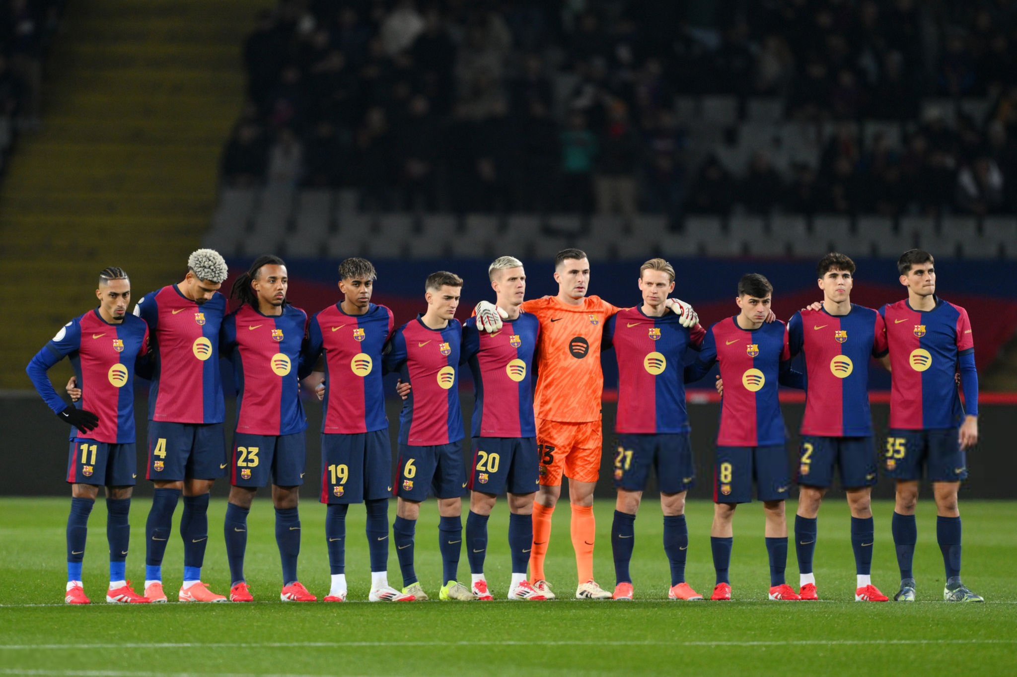 نجم غير متوقع فاجأ جافي وبيدري بقرار رحيله عن برشلونة بعد مباراة بيتيس!