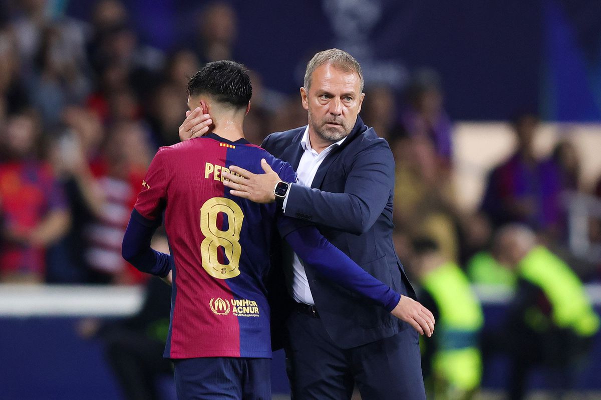بيدري يطلب من هانسي فليك السماح لنجم برشلونة وصديقه المقرب باللعب والمشاركة أساسياً في كلاسيكو الليلة