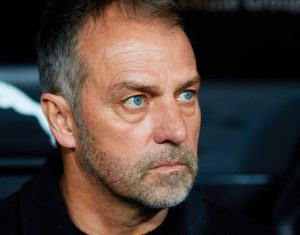 هانسي فليك يضغط من أجل التعاقد مع هذا اللاعب بأسرع وقت ويفكر في استبعاد كوندي من التشكيلة الأساسية لصالحه
