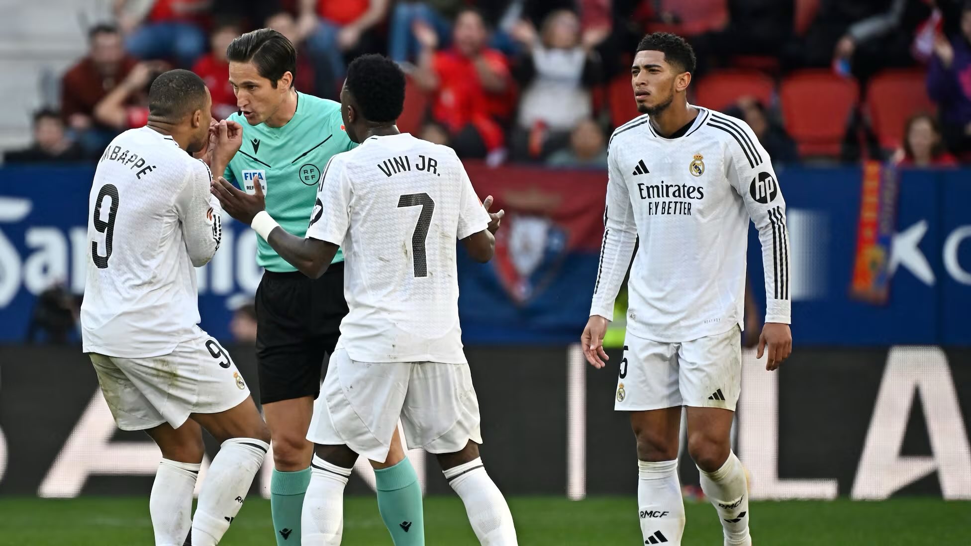أنشيلوتي يفتح النااار علي الاتحاد الإسباني وحكم مباراة أوساسونا ويطالب بيريز باتخاذ هذا القرار النااري!