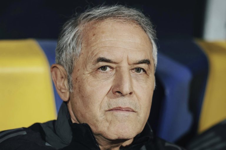 الأهلي يقترب من التعاقد مع مدرب عالمي لقيادة الفريق في مونديال الأندية ونجم الزمالك الموهوب يقترب من الالتحاق بزيزو في الأهلي!