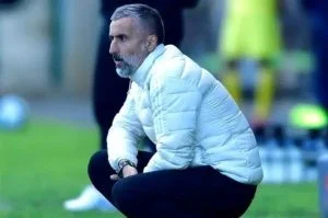 أولي طلبات ريفيرو من الخطيب وديريك كوتيسا يصعق الزمالك بعد ضـ.ـربة ريفيرو والنحاس يفاجىء الجميع برد فعل غير متوقع بعد إتمام الاتفاق مع ريفيرو!