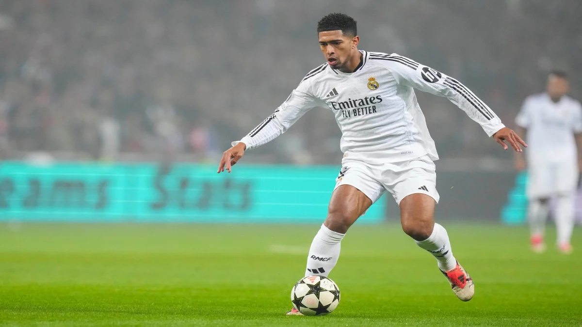 بيلينجهام يفاجئ جماهير ريال مدريد بقرار طبي حاسم بعد نهاية كأس العالم للأندية 2025… وغيابه المتوقع يربك خطط تشابي ألونسو للموسم الجديد