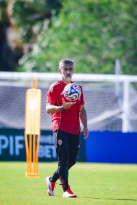 رد فعل مفاجىء من إدارة الأهلي علي قرار المحكمة الدولية بشأن بطل الدوري وريفيرو يرفض اللاعب العجوز وحمدي فتحي يطيح بنجم الفريق من التشكيلة الأساسية!