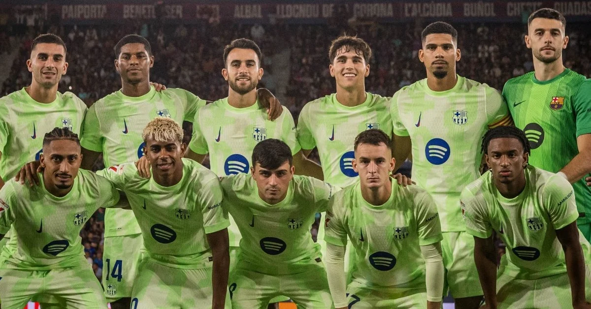 زلزال داخل برشلونة بعد ريمونتادا إعجازية أمام ليفانتي… قرار ناري من فليك يهز التشكيلة!