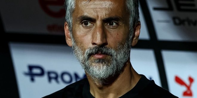 قرارات نارية في الأهلي: تجميد نجم الفريق، إمام عاشور يرفض طلبًا مفاجئًا قبل مواجهة المحلة،  وأول رد فعل  من ريفيرو ضد مصطفى شوبي