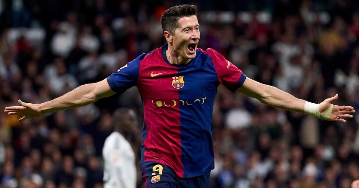 ليفاندوفسكي يحسم الجدل: ريال مدريد مستحيل أن يجد لاعبًا بمستوي نجم نادي برشلونة!