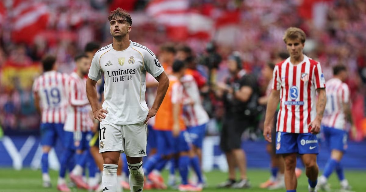 المصائب تتساقط على تشابي ألونسو… ريال مدريد يتلقى ضربة موجعة بعد الهزيمة الثقيلة في ديربي العاصمة!
