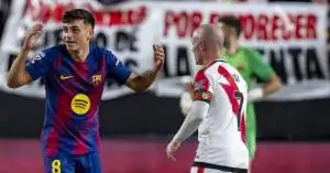 برشلونة يقترب من قرار مفاجئ.. هل يودع نجم الفريق قبل انتهاء الموسم؟