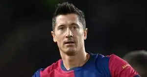 برشلونة يتخذ قرارًا صادمًا بشأن ليفاندوفسكي.. هل ينهي الأسطورة رحلته مع الكامب نو؟