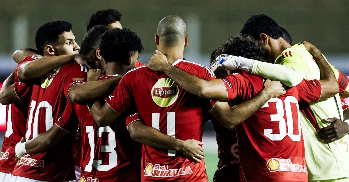 غضب غير مسبوق في الأهلي بعد التعادل المُحبط مع إنبي 1-1 والخطيب يفاجىء النحاس بهذا القرار!