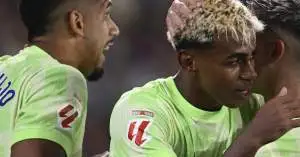لامين يامال يكسر الصمت: هذا هو اللاعب الذي غيّر كل شيء في برشلونة!