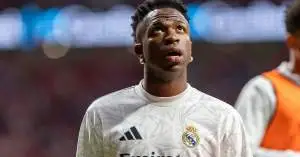 مستقبل فينيسيوس جونيور في ريال مدريد على المحك.. صفقة تبادل نارية قد تغير معالم الفريق!