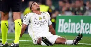 ريال مدريد يُفاجئ جماهيره بإعلان رسمي عن إصابة ألكسندر أرنولد.. ومدة غيابه تصدم تشابي ألونسو والجهاز الفني!