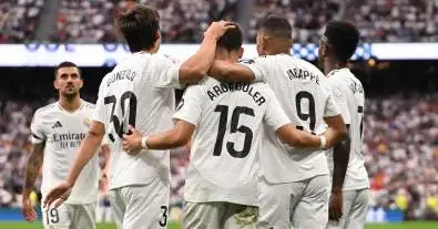 نجم الفريق يرفض فسخ عقده.. قرار صادم داخل ريال مدريد يهز غرفة الملابس!
