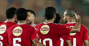 أزمة مفاجئة داخل الأهلي بعد الفوز على سيراميكا.. نجم الفريق يرفض الانصياع للشناوي وتطورات نارية في ملف أورس فيشر!