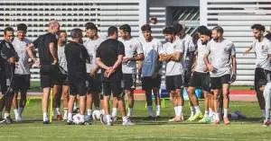 الأهلي يقترب من صفقة قوية.. وقرار ناري مرتقب يهدد مستقبل نجم الفريق قبل يناير 2026!