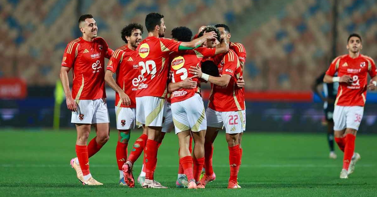 الأهلي يستقر على التعاقد مع البرتغالي ورحيل محترف الفريق مسألة وقت.. وياسين منصور يتدخل في أول صفقات المارد الأحمر!
