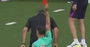 بعد الطرد أمام جيرونا.. تقرير الحكم خيل مانزانو يُفاجئ هانسي فليك ويُشعل الجدل داخل برشلونة