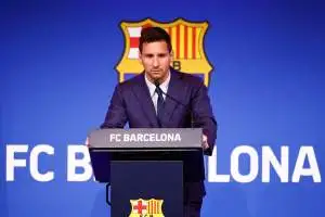 برشلونة في مأزق بسبب مشاعر ليونيل ميسي تجاه لابورتا
