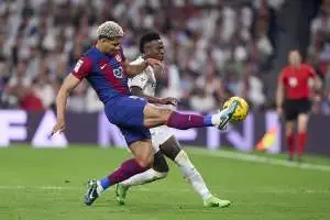 أراوخو يتحدث عن التحديات المثيرة في الكلاسيكو ضد ريال مدريد