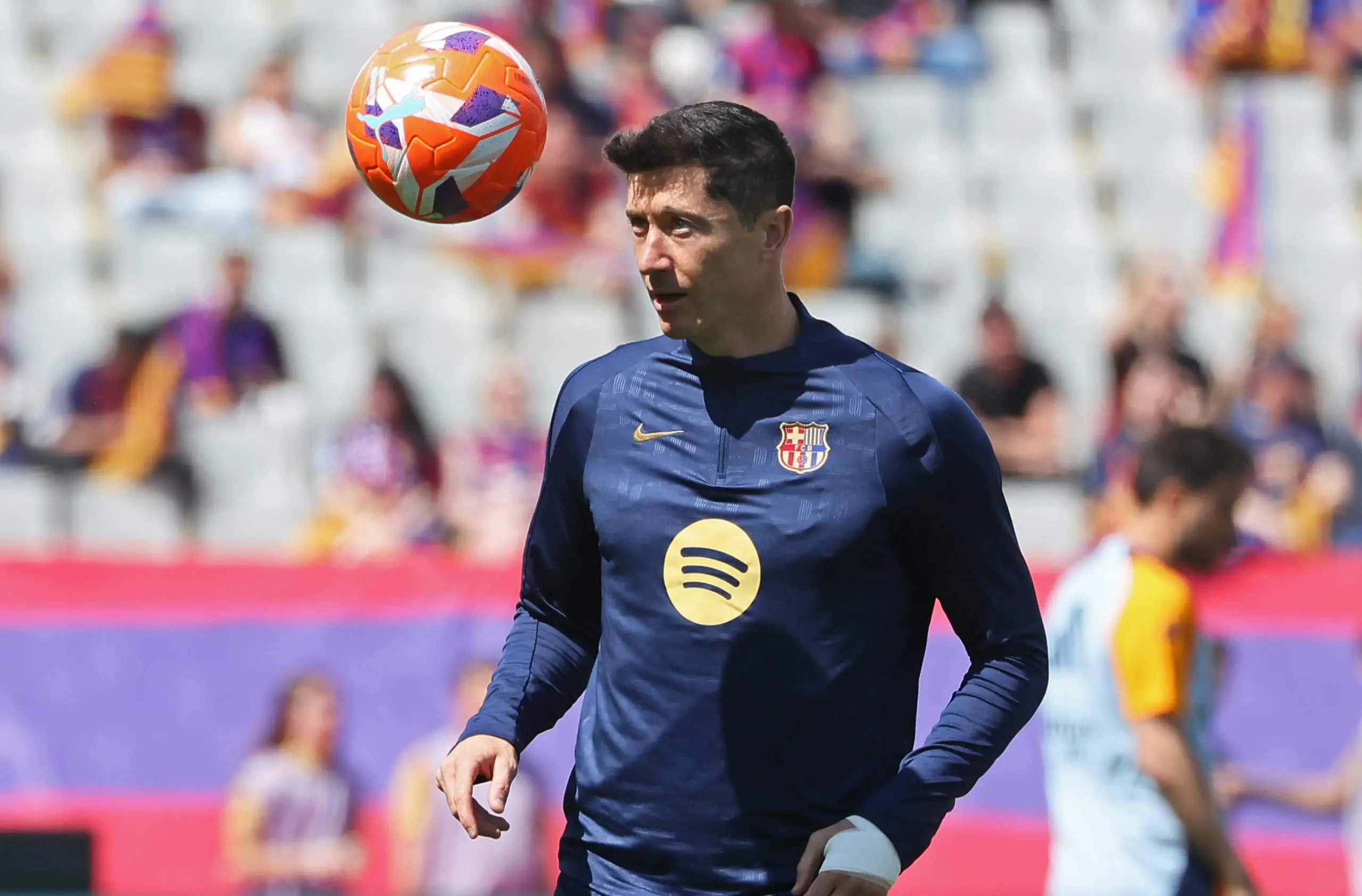 عودة نجم برشلونة للتدريبات: أمل جديد قبل مواجهة إلتشي