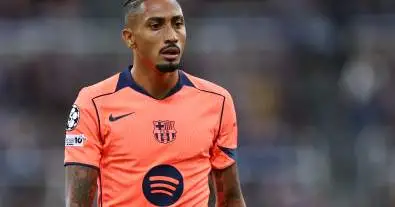 برشلونة في حيرة بسبب غياب رافينيا المحتمل عن الكلاسيكو