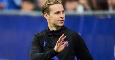 تأكيد جديد لعقد لاعب وسط برشلونة حتى 2029