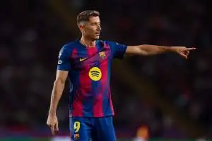 عودة اللاعبين إلى تدريبات برشلونة وسط أجواء من الشائعات