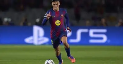 برشلونة يواجه أولمبياكوس في دوري الأبطال: تحليل وتحضيرات المباراة
