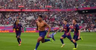 برشلونة يحقق انتصارًا مثيرًا في ديربي كتالونيا بفضل هدف قاتل