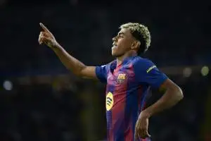 لمسة سحرية في الكلاسيكو: نجم برشلونة الشاب يستعد للتألق في مواجهة ريال مدريد