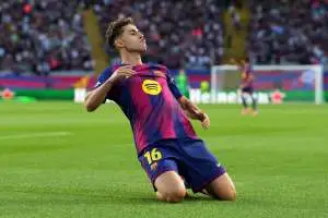 Fermin Lopez يسجل ثلاثية تاريخية لبرشلونة في دوري الأبطال ضد أولمبياكوس