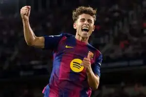 فوز لاعب برشلونة بجائزة لاعب الأسبوع في دوري الأبطال بعد هاتريك تاريخي