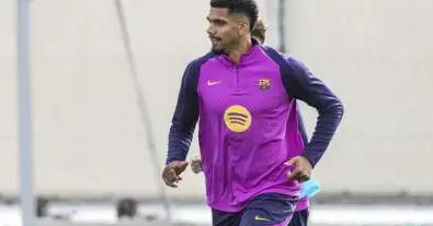 برشلونة تستعد لمواجهة ريال مدريد في كلاسيكو الموسم