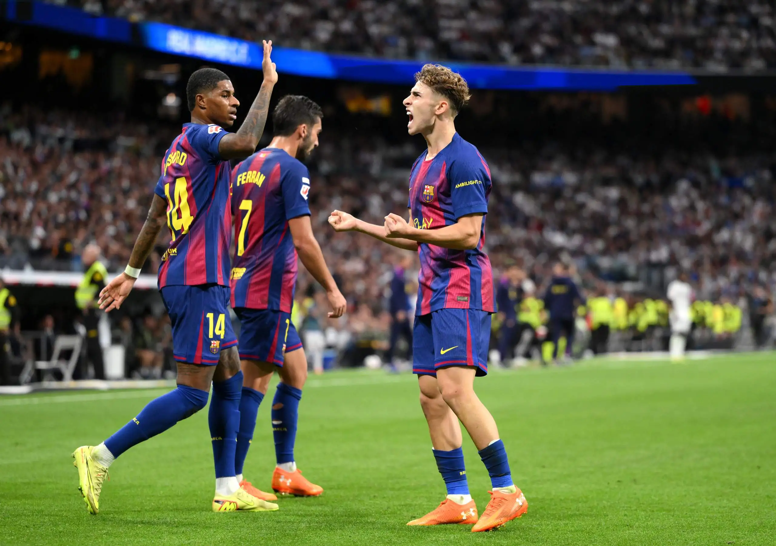 برشلونة تبحث عن مباراة ودية في بيرو لتعويض خسائرها المالية